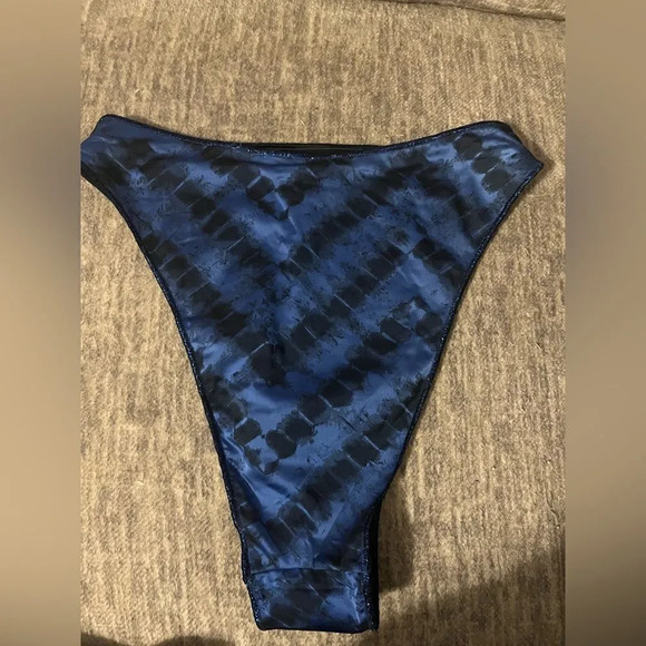 Oseree 90s Blue Chevron Tie Dye Stripe High Cut Bikini Swimsuit Bottoms Size L - Picture 5 of 6